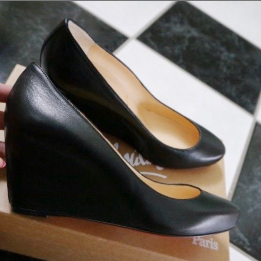 LOUBOUTIN BLACK WEDGE SHOE HEELS PUMPS 36.5